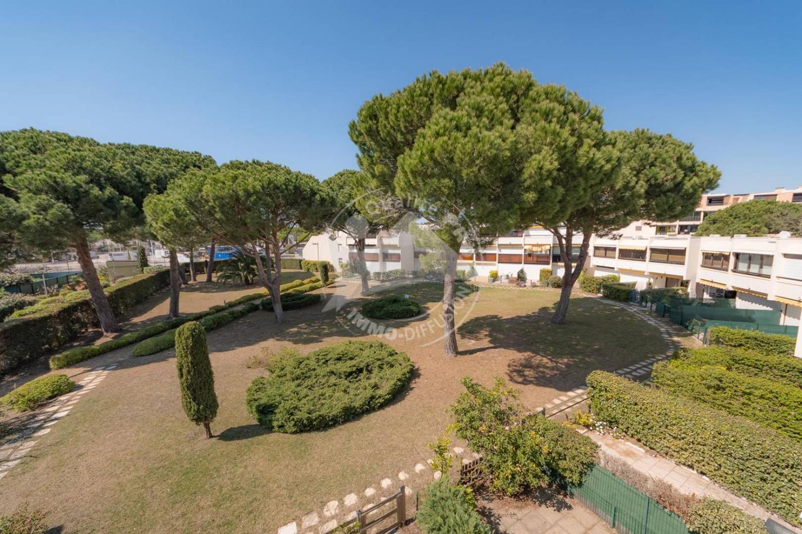 AS21388 - P2 avec vue dégagée et arborée avec parking privé Le Grau-du-Roi Exterior foto